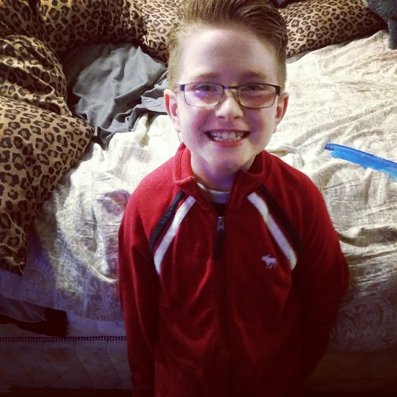 Meet your Posher, Lisa - Picture 2 of 6